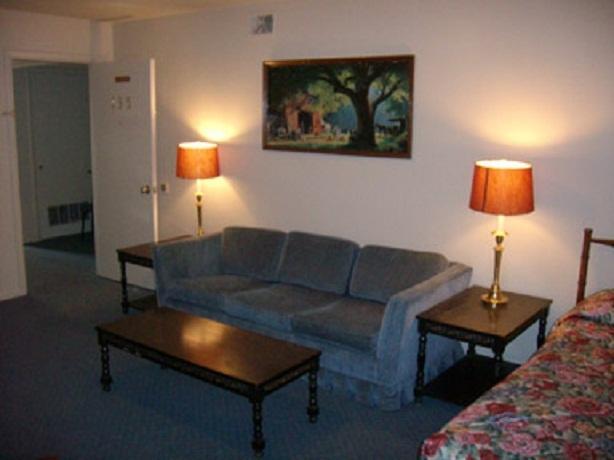 Knights Inn & Suites - Canyon Exterior photo