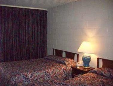 Knights Inn & Suites - Canyon Room photo